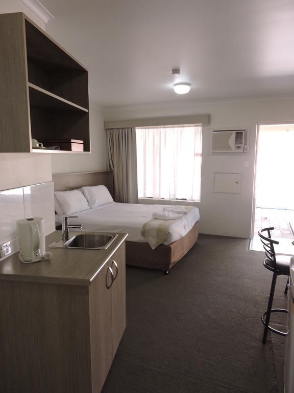 Town & Country Motel Nerang Zimmer foto